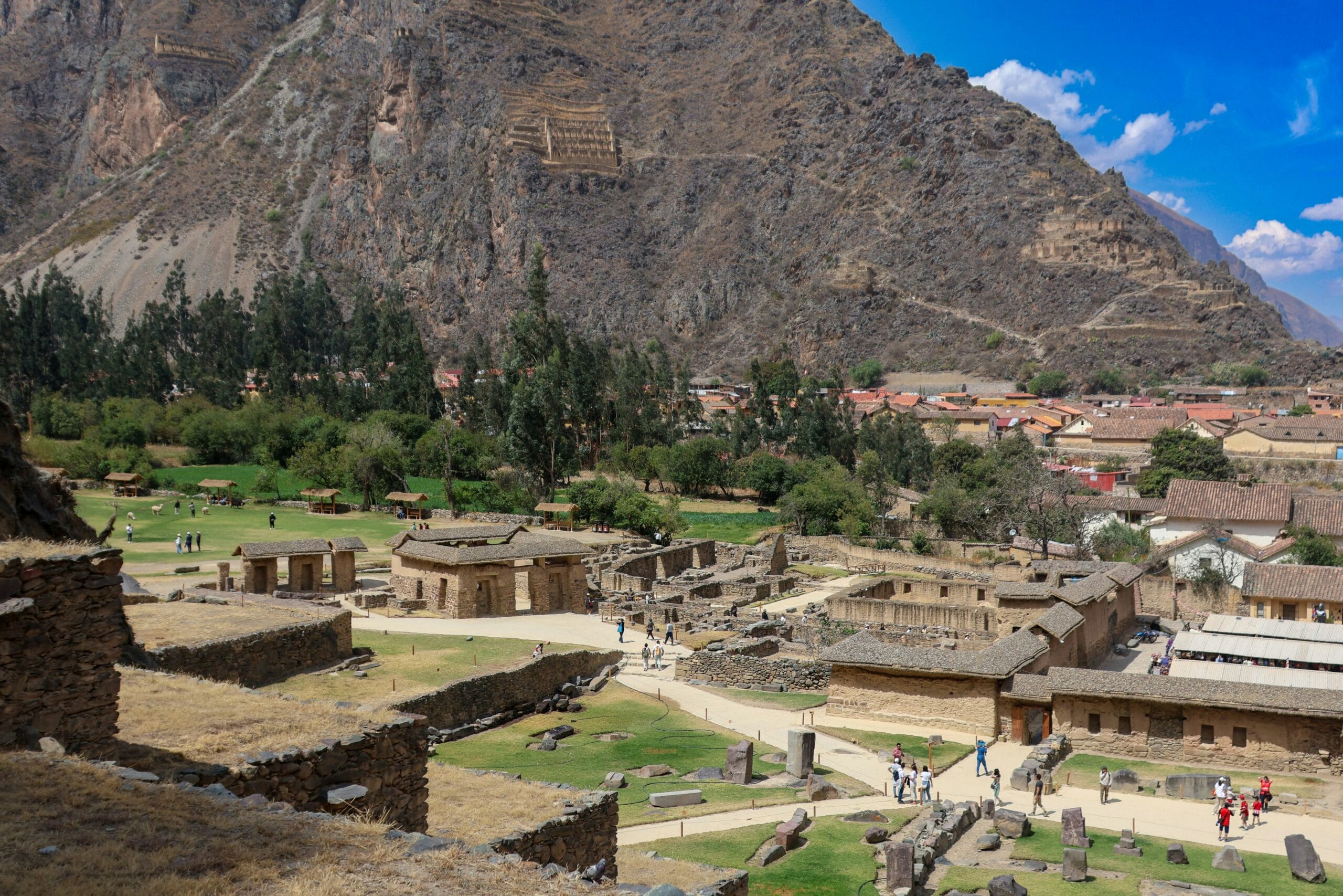 Sacred Valley — Ollantaytambo / terraces